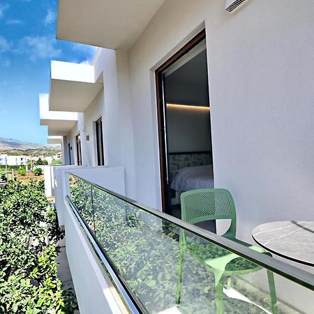 Elmaral Living Experience "Adults Only" Apartment อาเยีย เปลาเยีย ภายนอก รูปภาพ