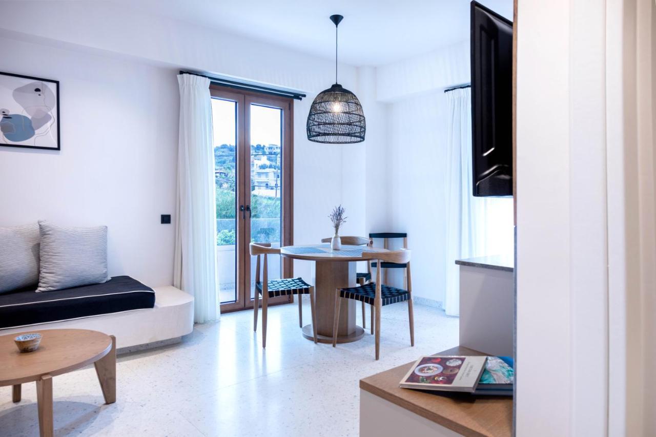 Elmaral Living Experience "Adults Only" Apartment อาเยีย เปลาเยีย ภายนอก รูปภาพ