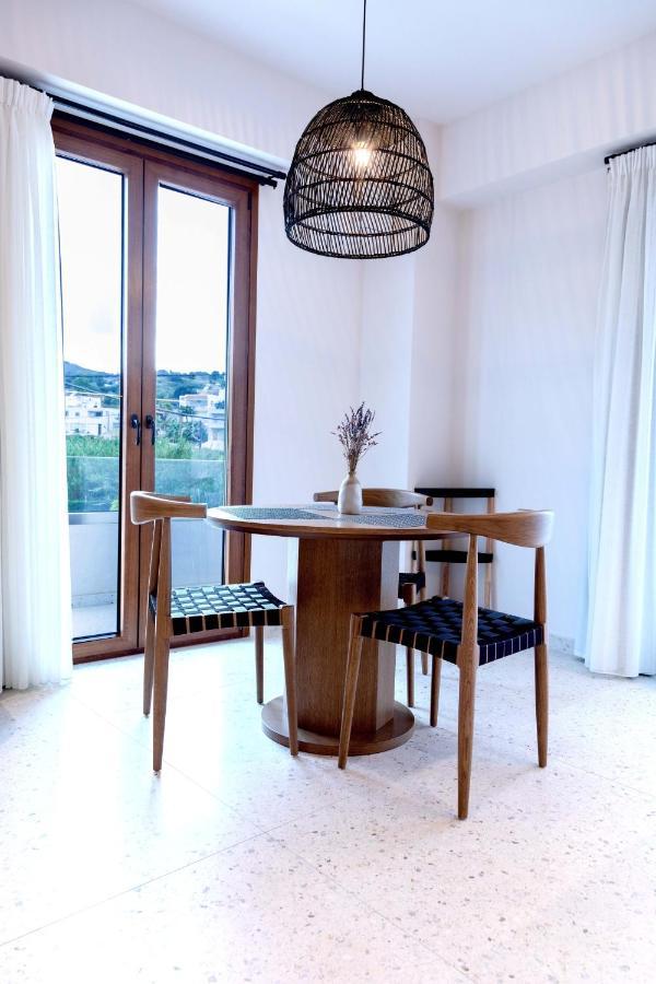 Elmaral Living Experience "Adults Only" Apartment อาเยีย เปลาเยีย ภายนอก รูปภาพ