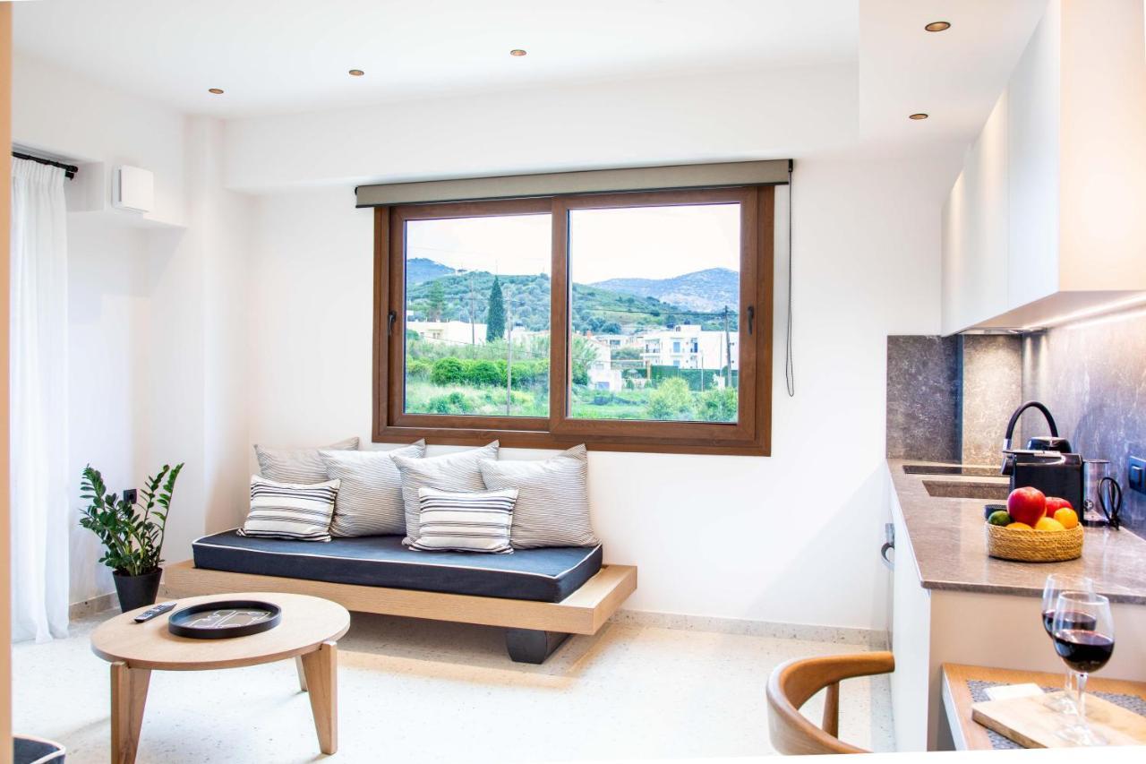 Elmaral Living Experience "Adults Only" Apartment อาเยีย เปลาเยีย ภายนอก รูปภาพ