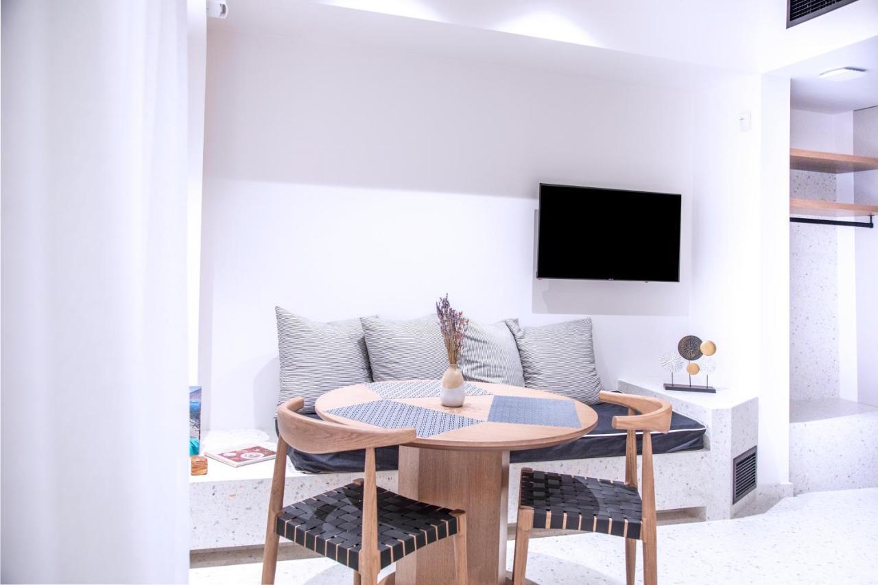 Elmaral Living Experience "Adults Only" Apartment อาเยีย เปลาเยีย ภายนอก รูปภาพ