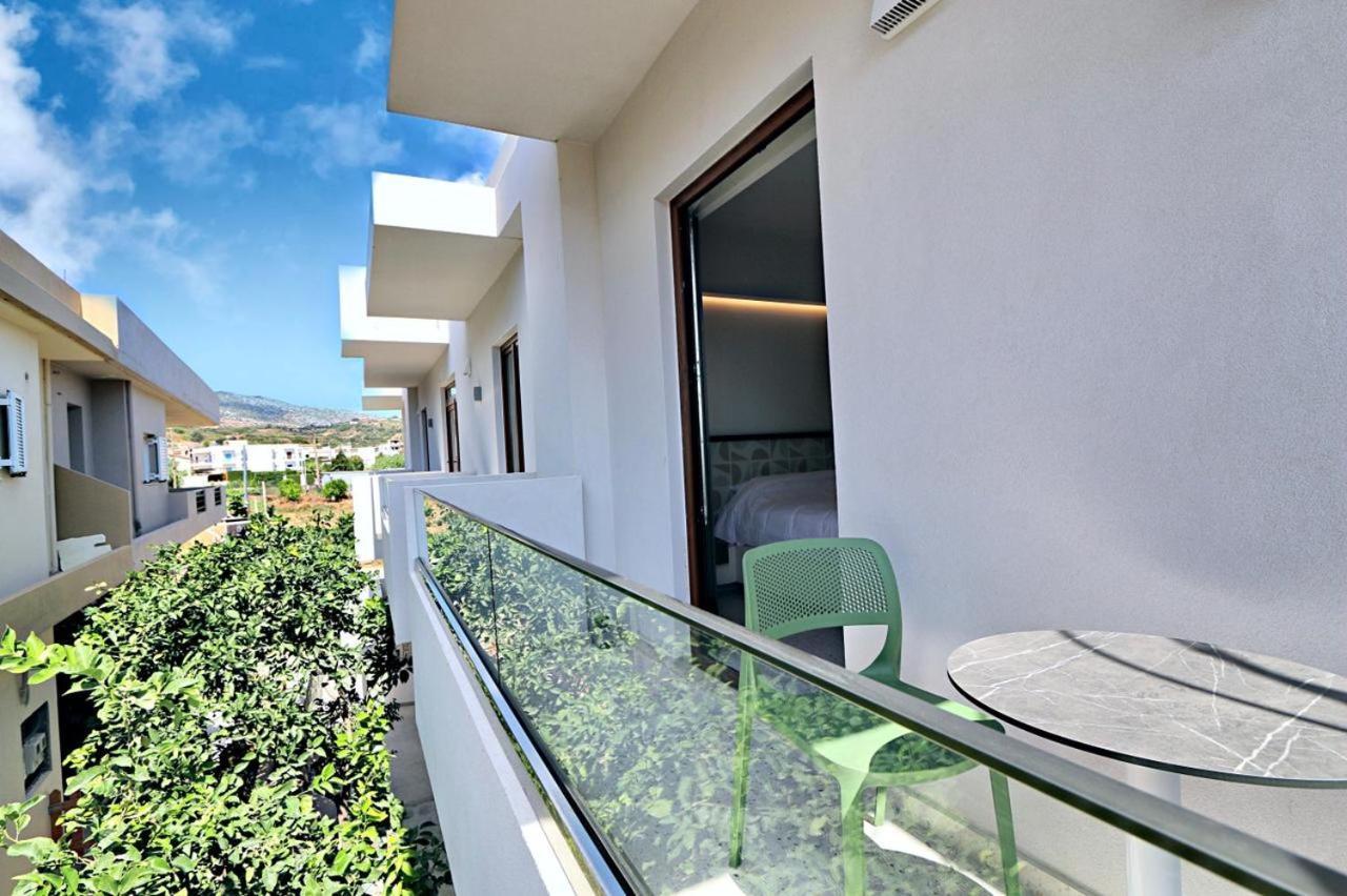 Elmaral Living Experience "Adults Only" Apartment อาเยีย เปลาเยีย ภายนอก รูปภาพ